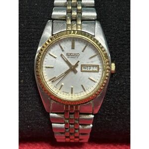 Seiko Watch Women 24mm White Dial Two Tone Daydate Round 7N83-0041 New Battery